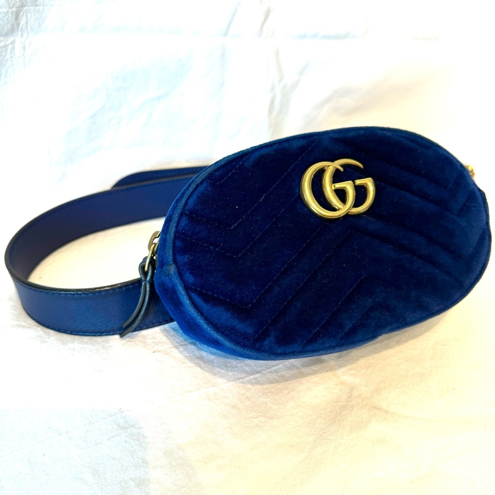 🔴SOLD🔴GUCCI Velvet Matelasse GG Marmont Belt Bag 85 34 Cobalt Blue - Picture 5 of 17